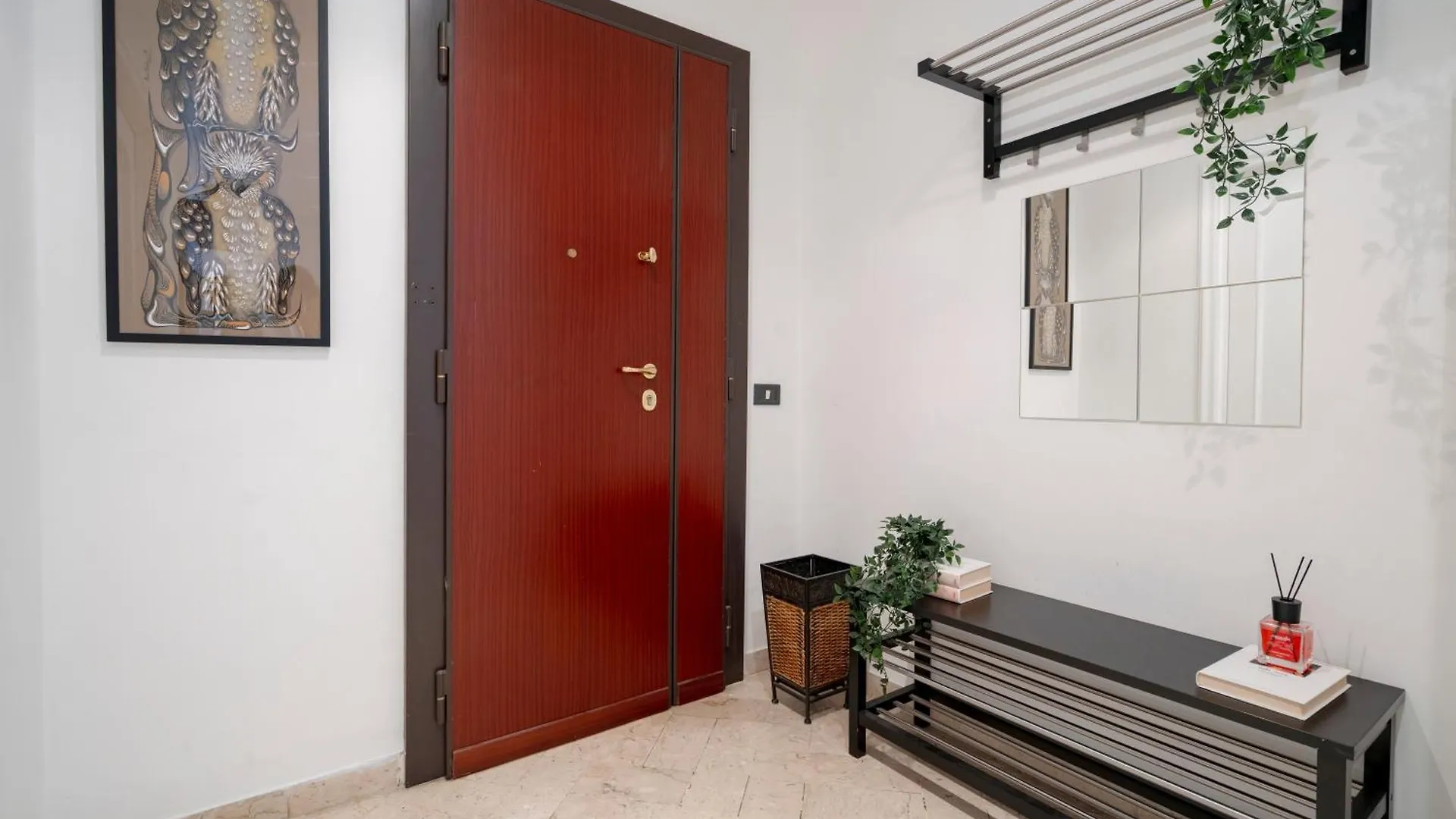 Sveva City Suite Bari 0*,